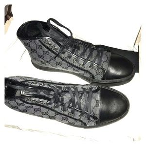 Men’s Gucci sneakers sz 8